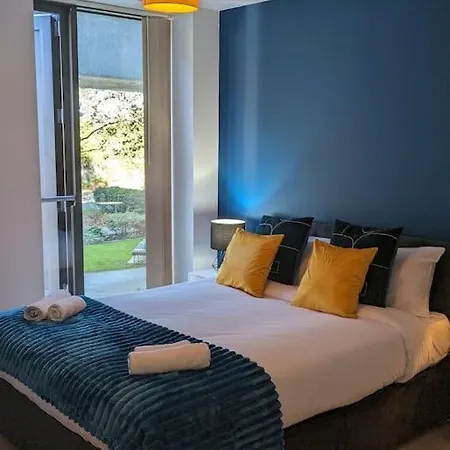 Premium Offers L Last-Minute Deal L Remigro Short Lets L 1 Bed Flat L Royal Docks L London City Airport & Excel L 2 Bed Apartment St Albans L Family Friendly L Near Bus Stop L City Centre L Book Today With Remigro Exterior photo